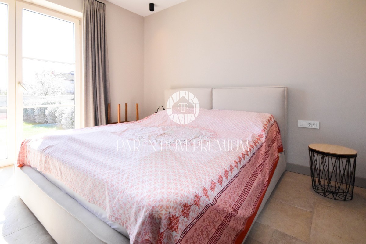 Haus Zu verkaufen - ISTARSKA  POREČ 