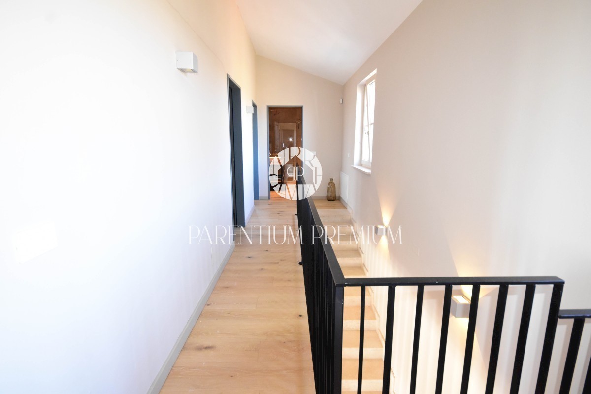 Haus Zu verkaufen - ISTARSKA  POREČ 