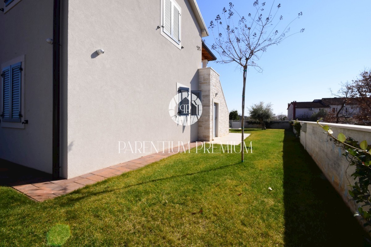 Haus Zu verkaufen - ISTARSKA  POREČ 