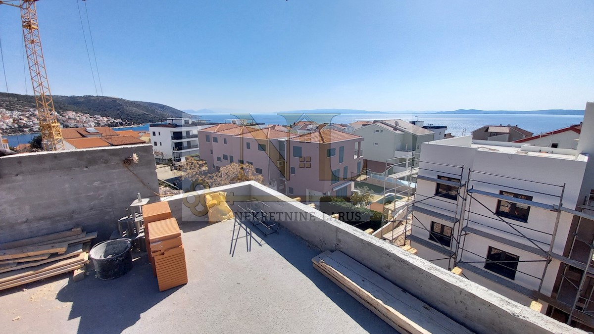 Appartement À vendre - SPLITSKO-DALMATINSKA  ČIOVO 
