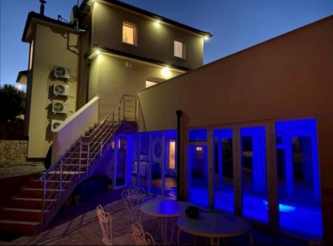 Haus Zu verkaufen - Primorsko-goranska Krk - foto 2/8