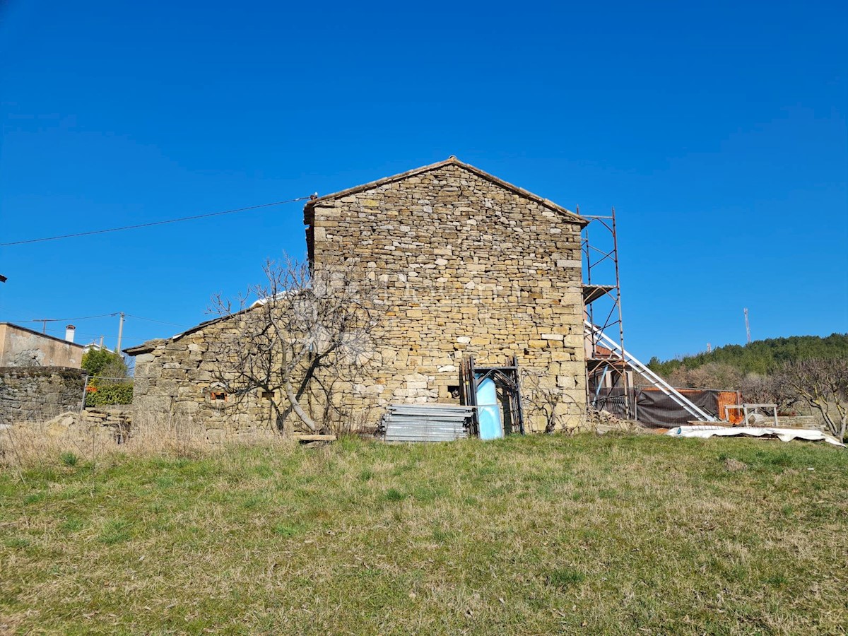 Dom Na predaj - ISTARSKA  CEROVLJE 