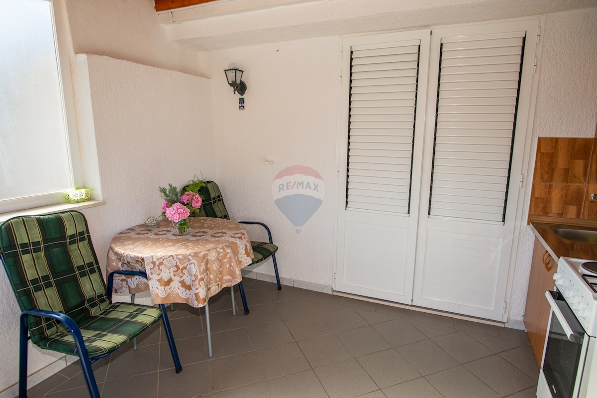 House For sale - ŠIBENSKO-KNINSKA  ROGOZNICA 