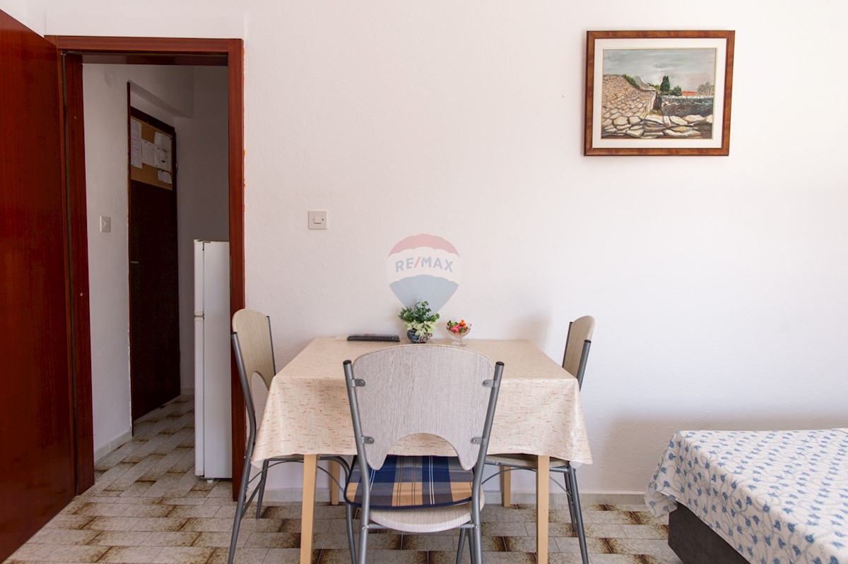 House For sale - ŠIBENSKO-KNINSKA  ROGOZNICA 