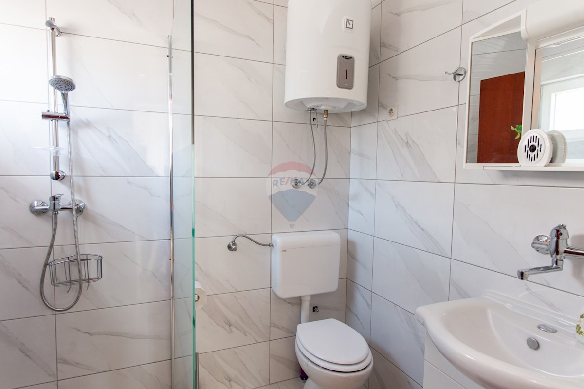 House For sale - ŠIBENSKO-KNINSKA  ROGOZNICA 