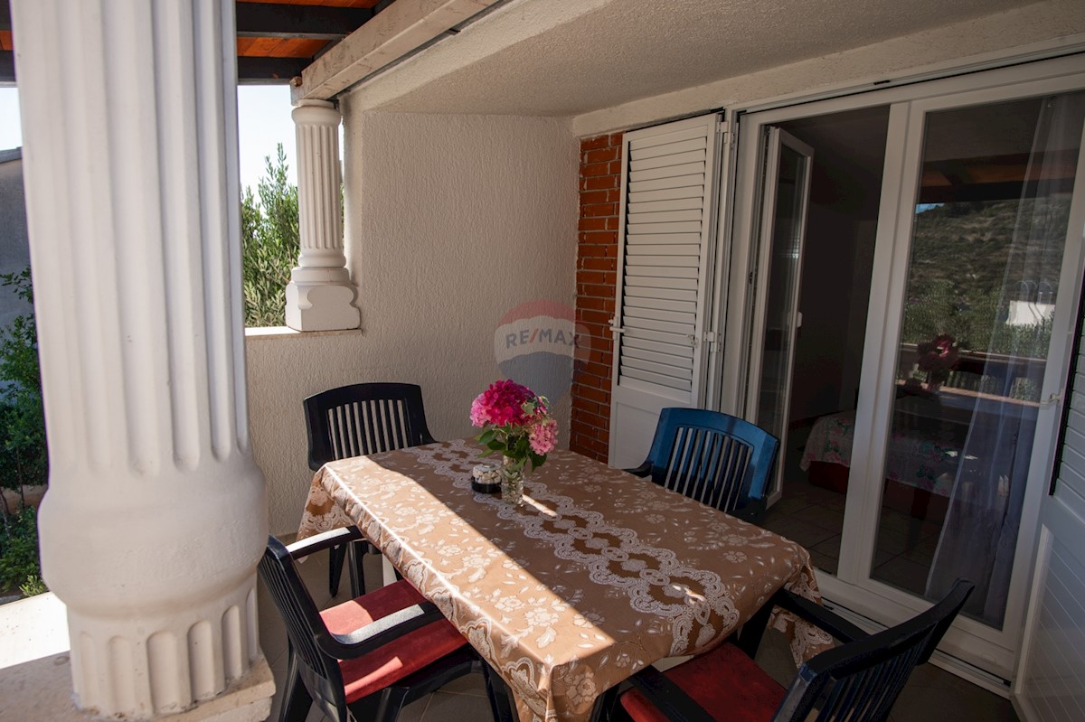 House For sale - ŠIBENSKO-KNINSKA  ROGOZNICA 