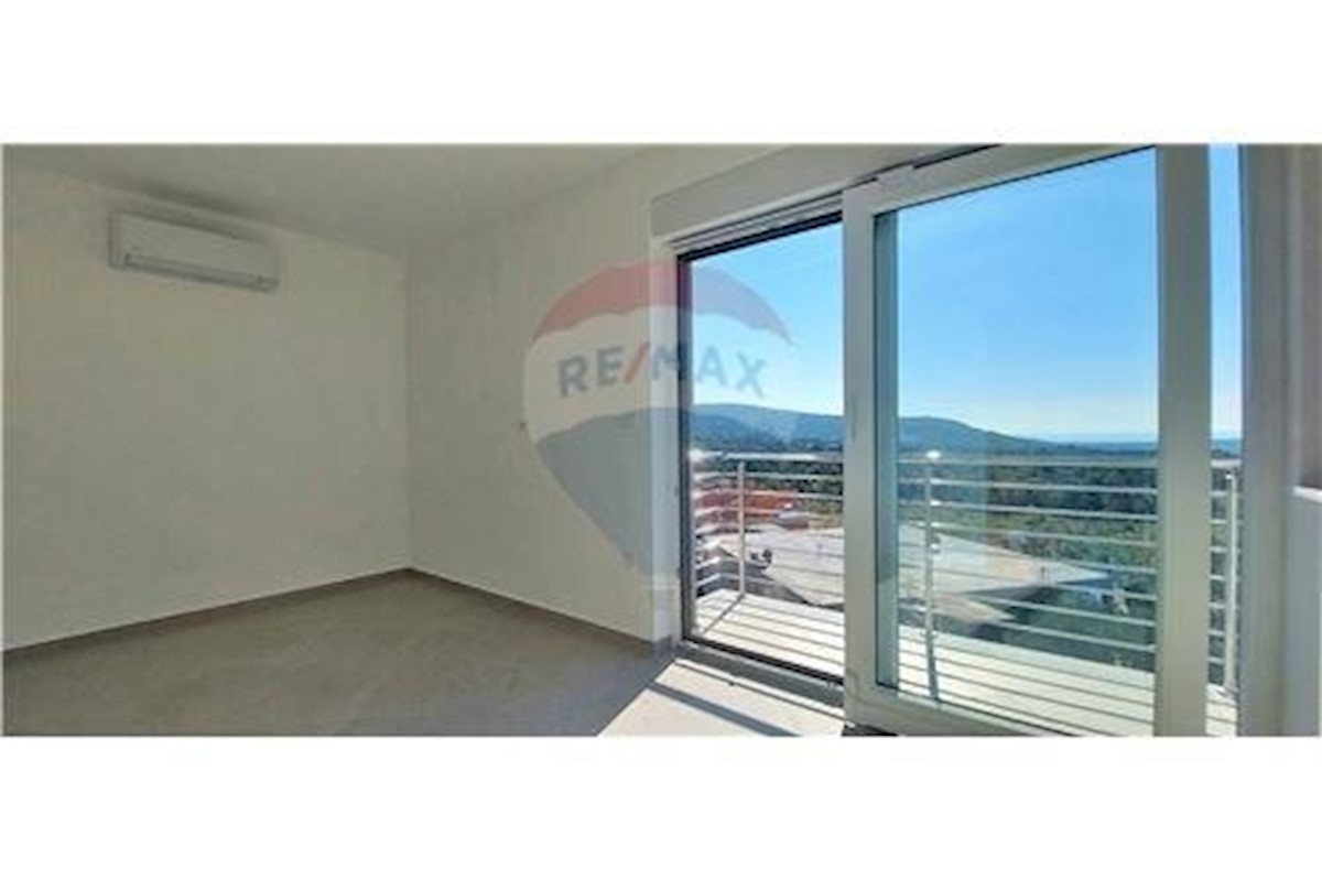 Apartmán Na prodej - ŠIBENSKO-KNINSKA  PRIMOŠTEN 