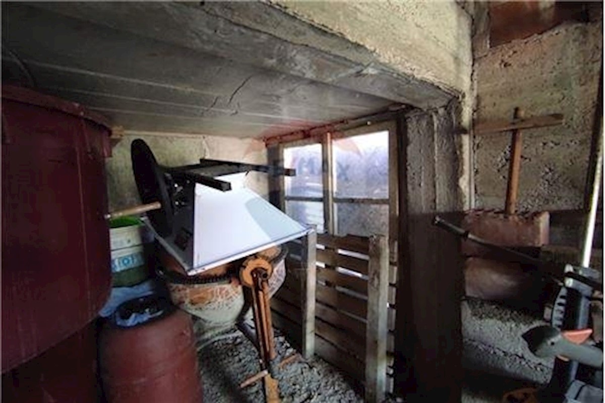House For sale - ŠIBENSKO-KNINSKA  TRIBUNJ 