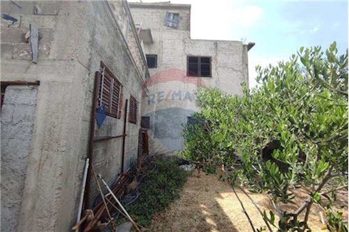 House For sale - ŠIBENSKO-KNINSKA  TRIBUNJ 