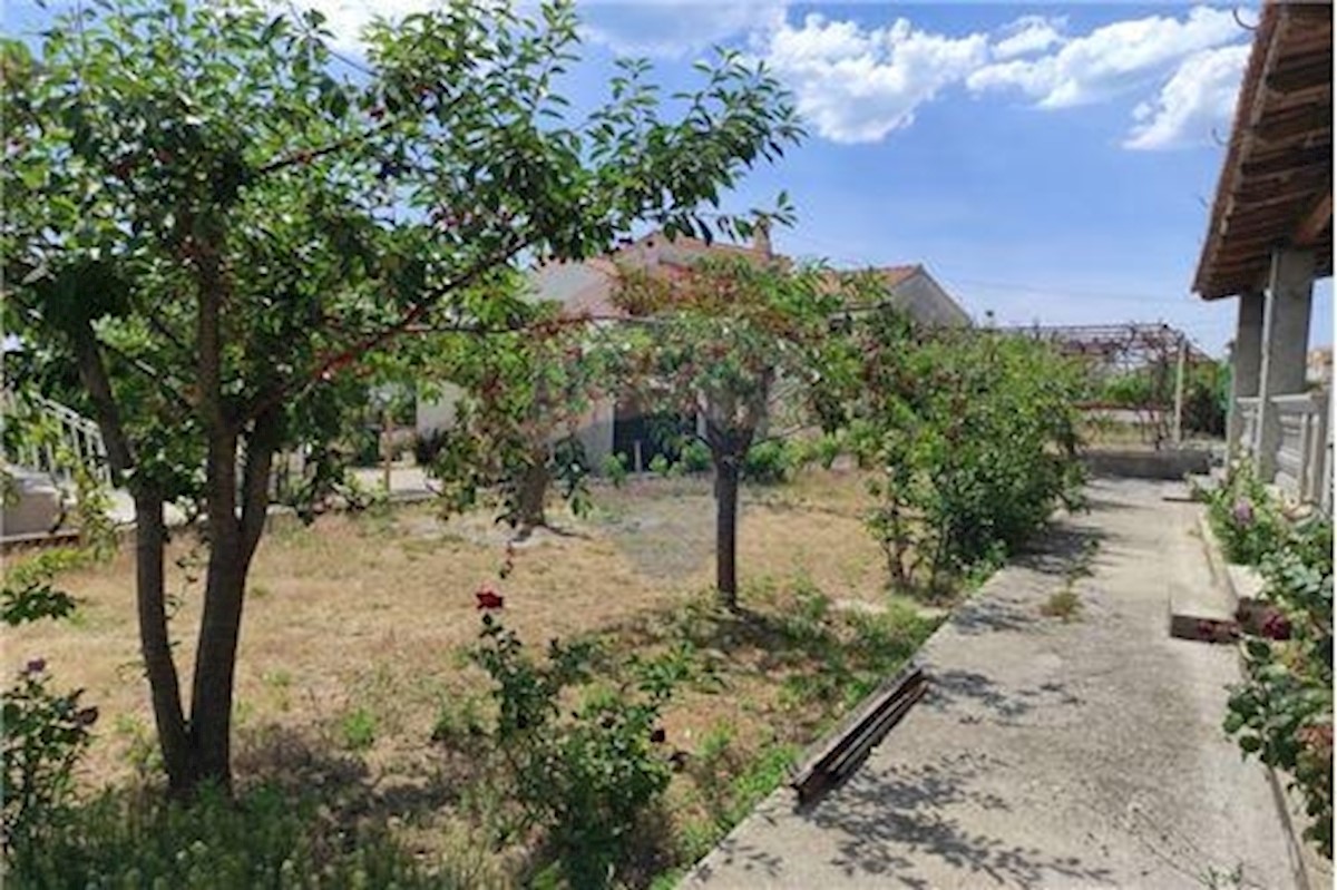 House For sale - ŠIBENSKO-KNINSKA  TRIBUNJ 