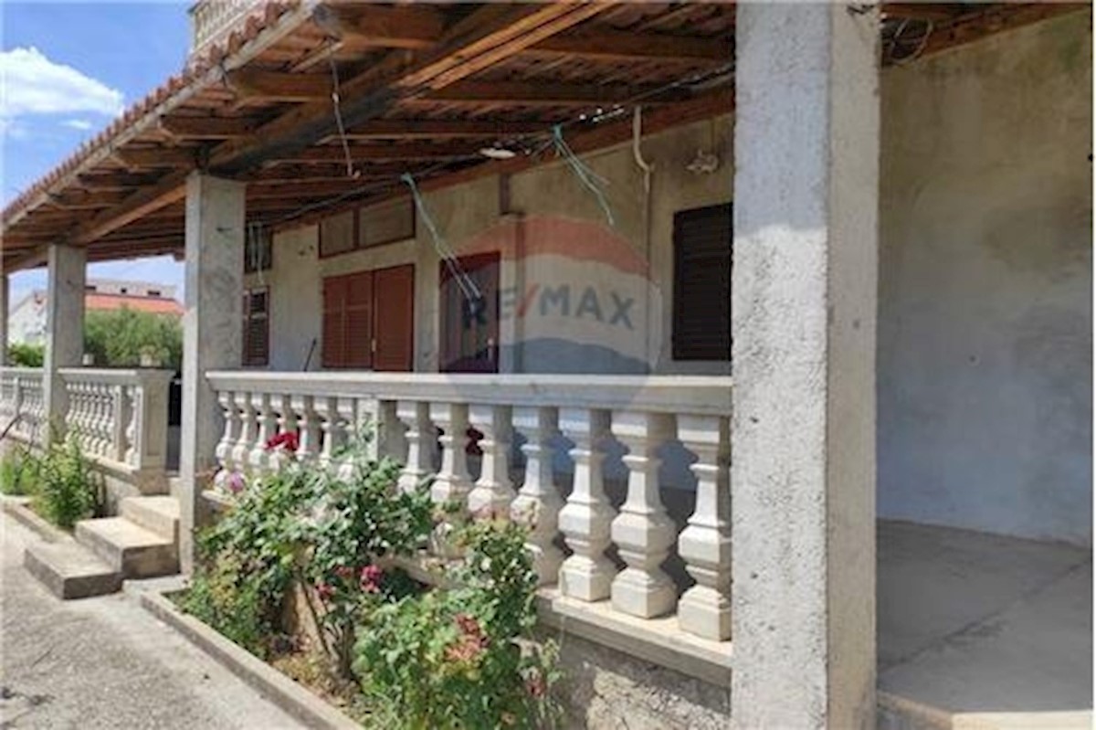 House For sale - ŠIBENSKO-KNINSKA  TRIBUNJ 