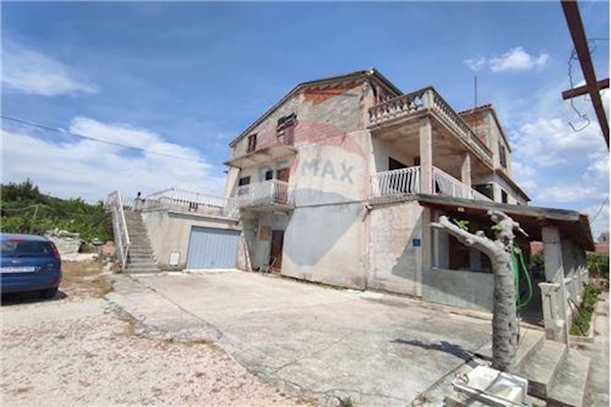 House For sale - ŠIBENSKO-KNINSKA  TRIBUNJ 