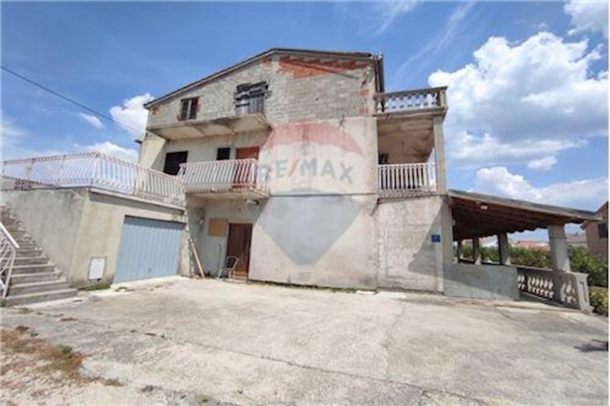 House For sale - ŠIBENSKO-KNINSKA  TRIBUNJ 