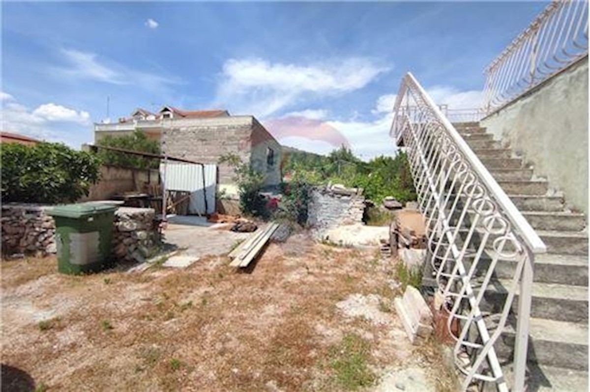 House For sale - ŠIBENSKO-KNINSKA  TRIBUNJ 