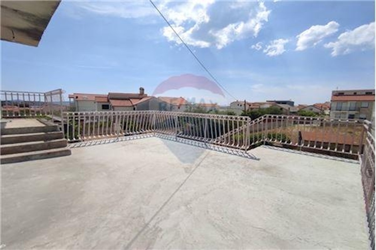 House For sale - ŠIBENSKO-KNINSKA  TRIBUNJ 