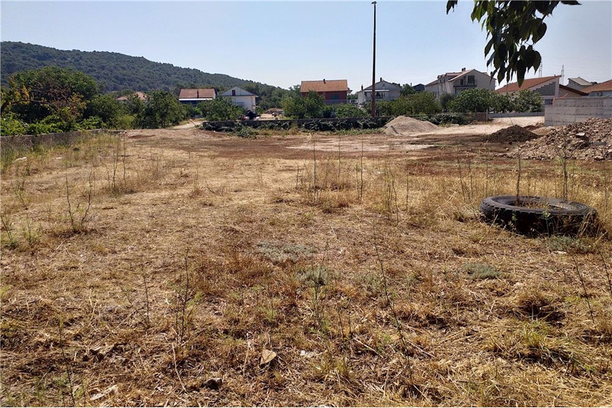 Grundstück Zu verkaufen - ŠIBENSKO-KNINSKA  ŠIBENIK 