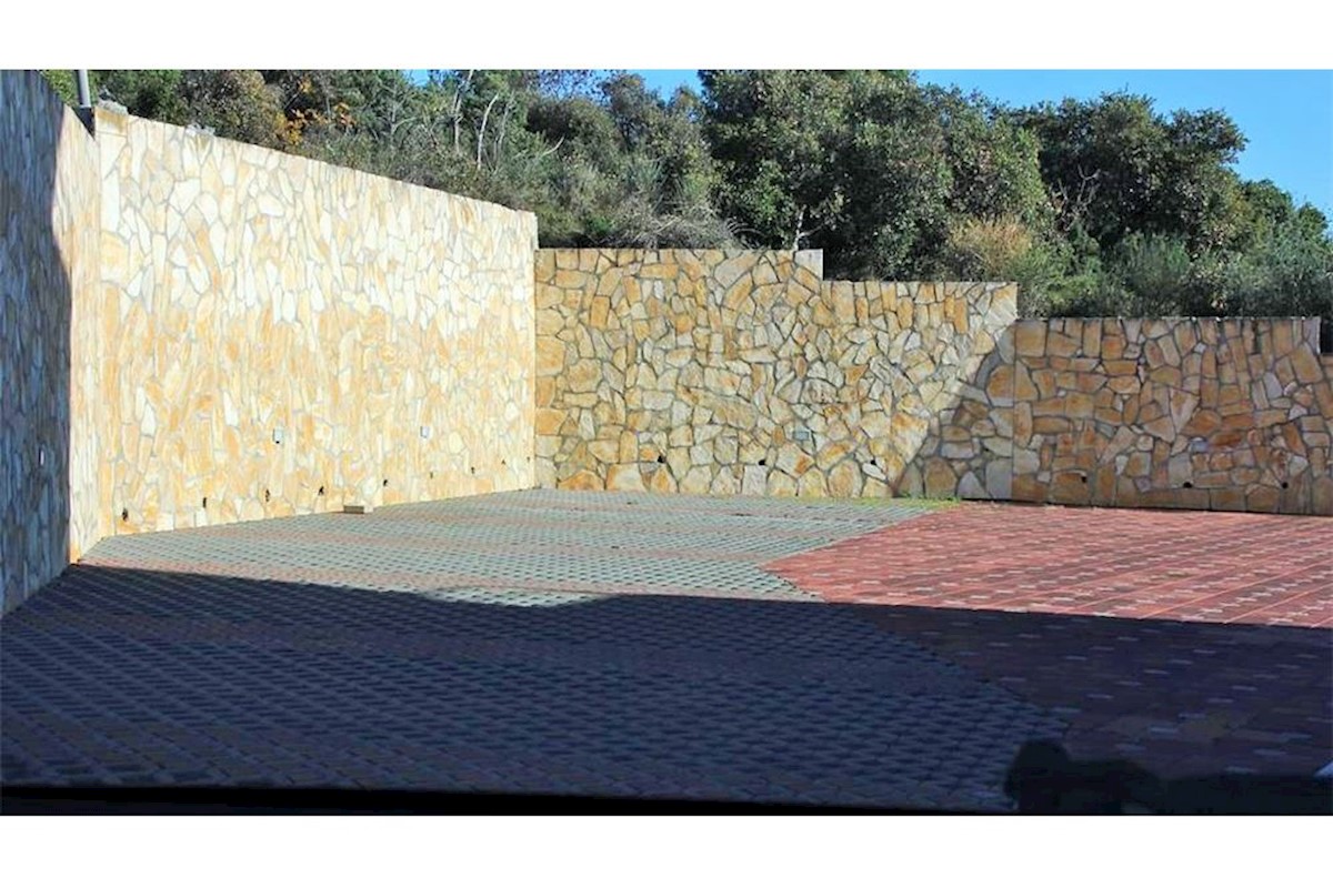 Apartment Zu verkaufen - ŠIBENSKO-KNINSKA  ŠIBENIK 