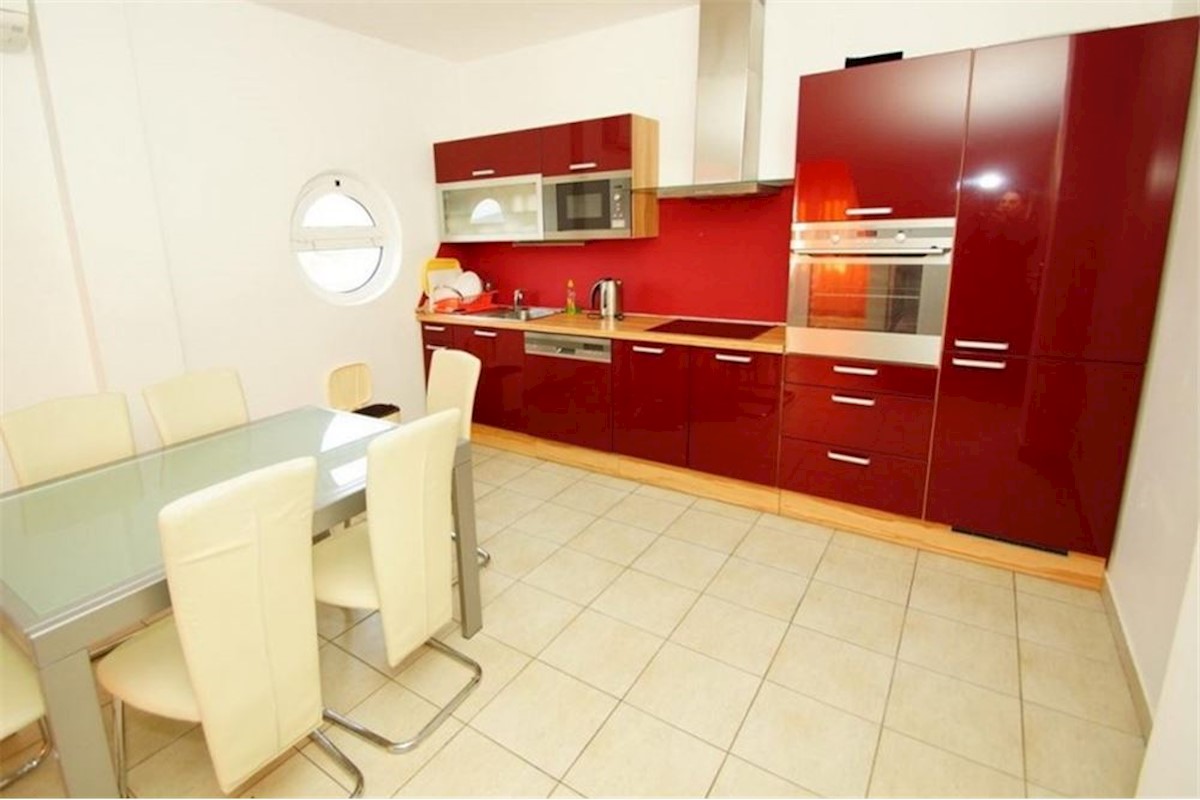 Apartment Zu verkaufen - ŠIBENSKO-KNINSKA  ŠIBENIK 