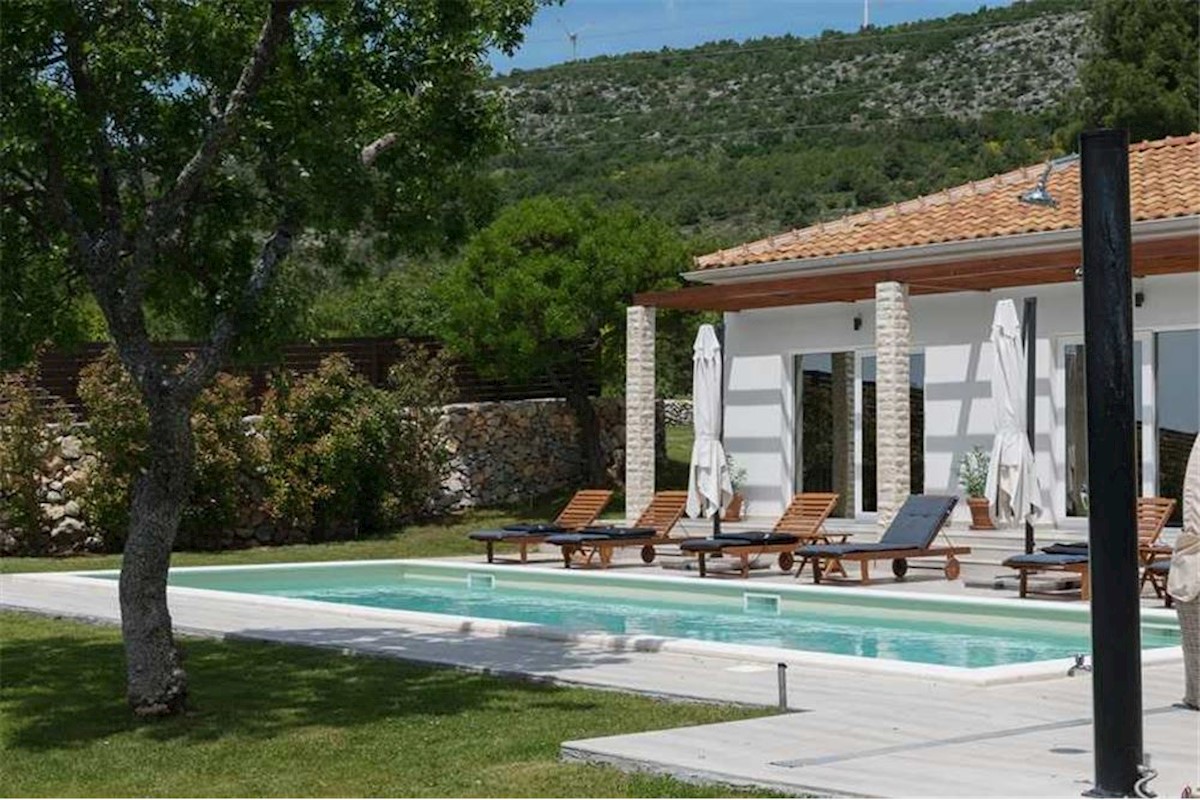 Haus Zu verkaufen - ŠIBENSKO-KNINSKA  ŠIBENIK 
