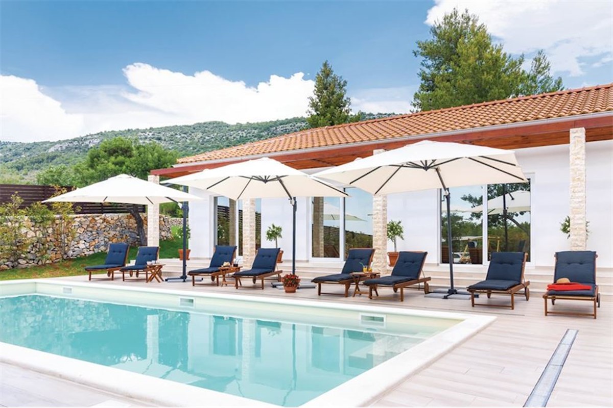 Haus Zu verkaufen - ŠIBENSKO-KNINSKA  ŠIBENIK 