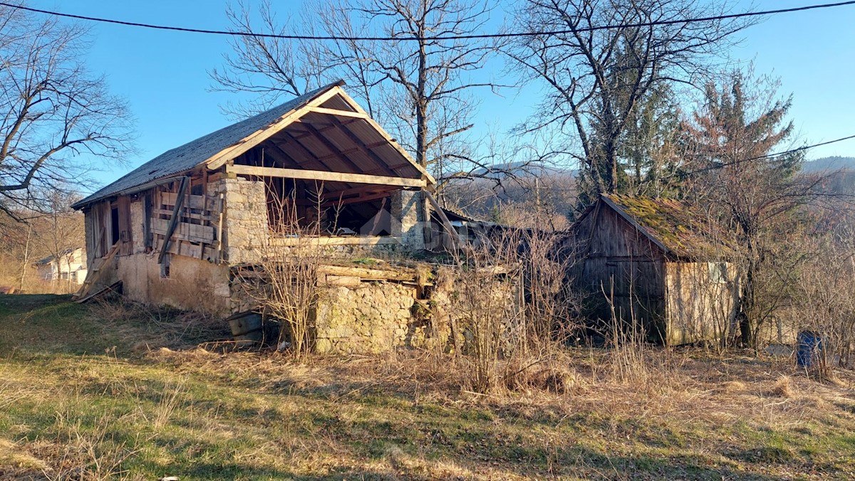 Dom Na predaj - KARLOVAČKA  OGULIN 