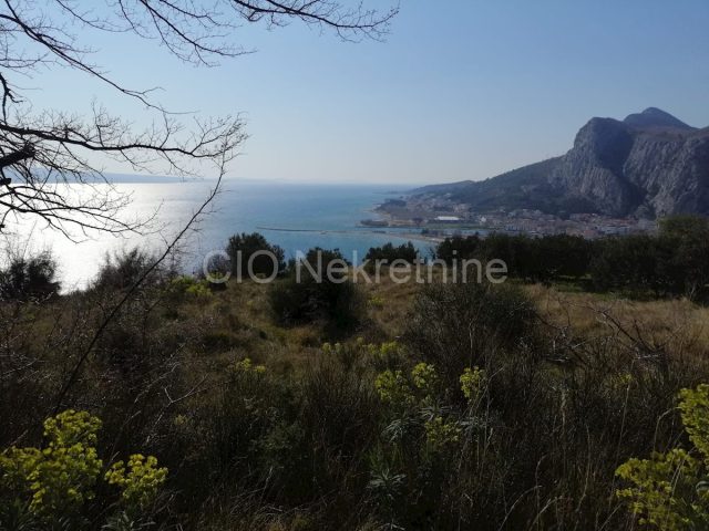 Działka na sprzedaż 3697 m² – Omiš