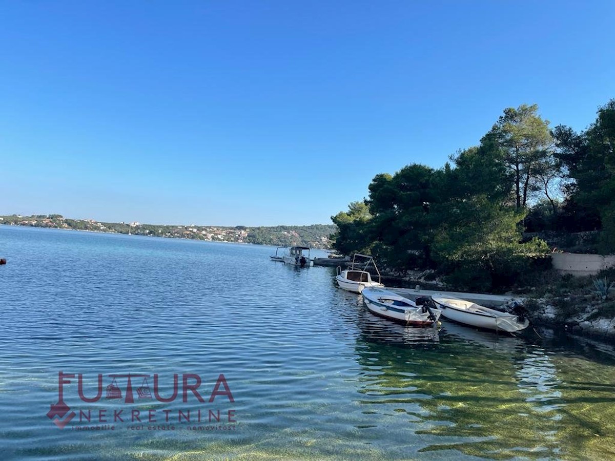 Zemljište Na prodaju - SPLITSKO-DALMATINSKA  ŠOLTA 