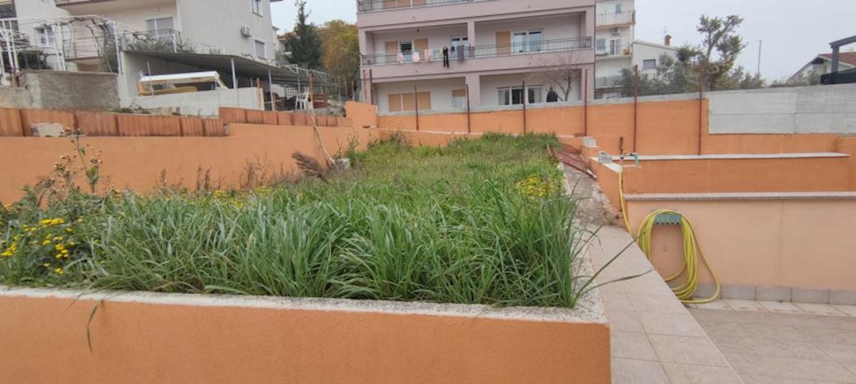 Hiša Na predaj - ISTARSKA  PULA 