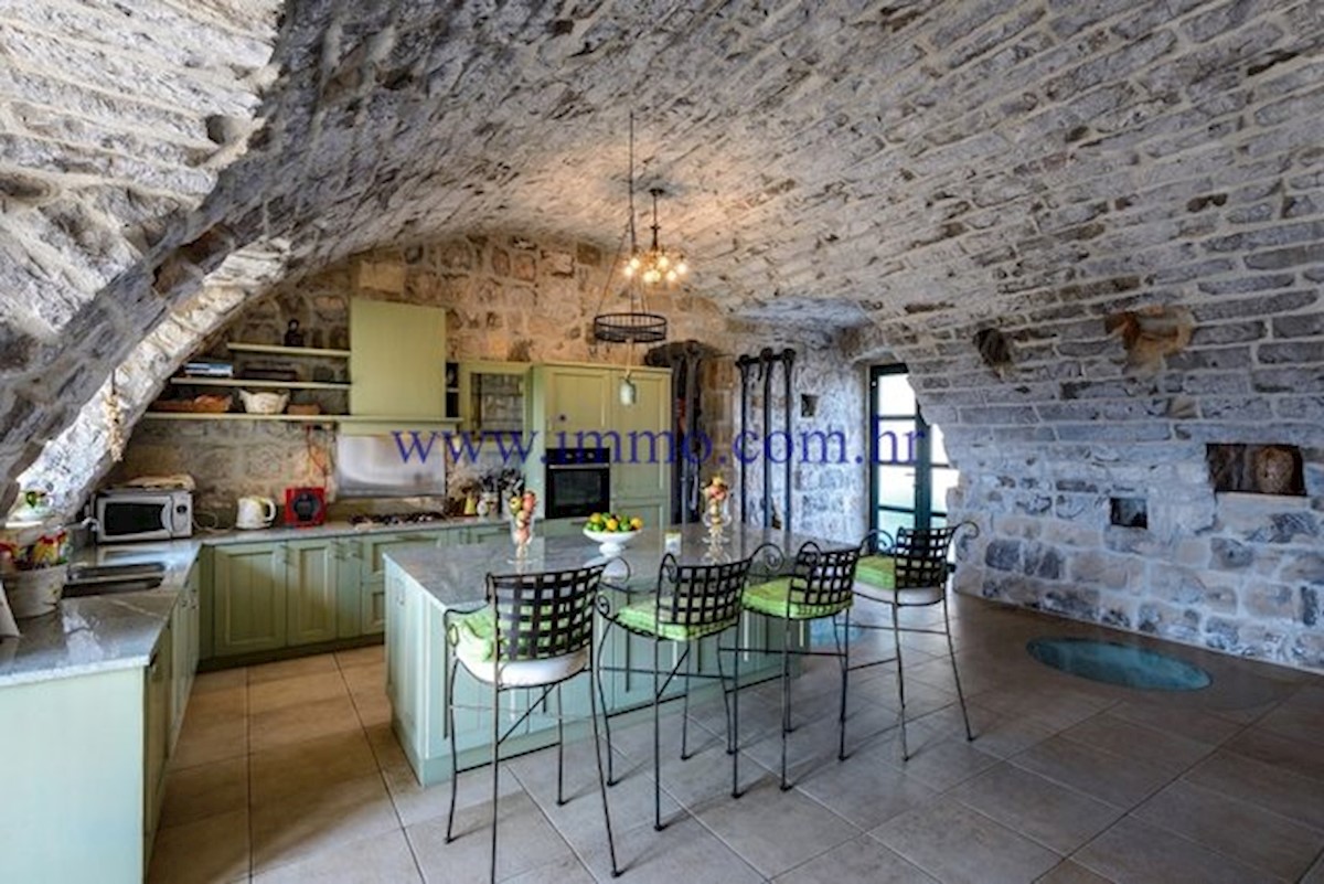 Maison À vendre - DUBROVAČKO-NERETVANSKA  DUBROVNIK 