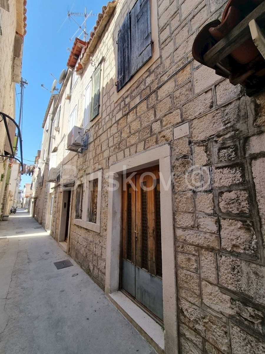 Casa In vendita - SPLITSKO-DALMATINSKA TROGIR