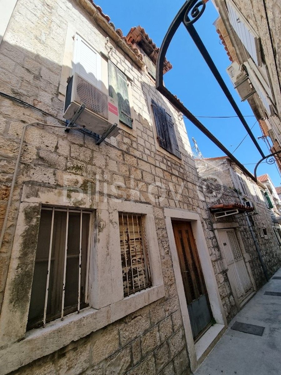 Casa In vendita - SPLITSKO-DALMATINSKA TROGIR