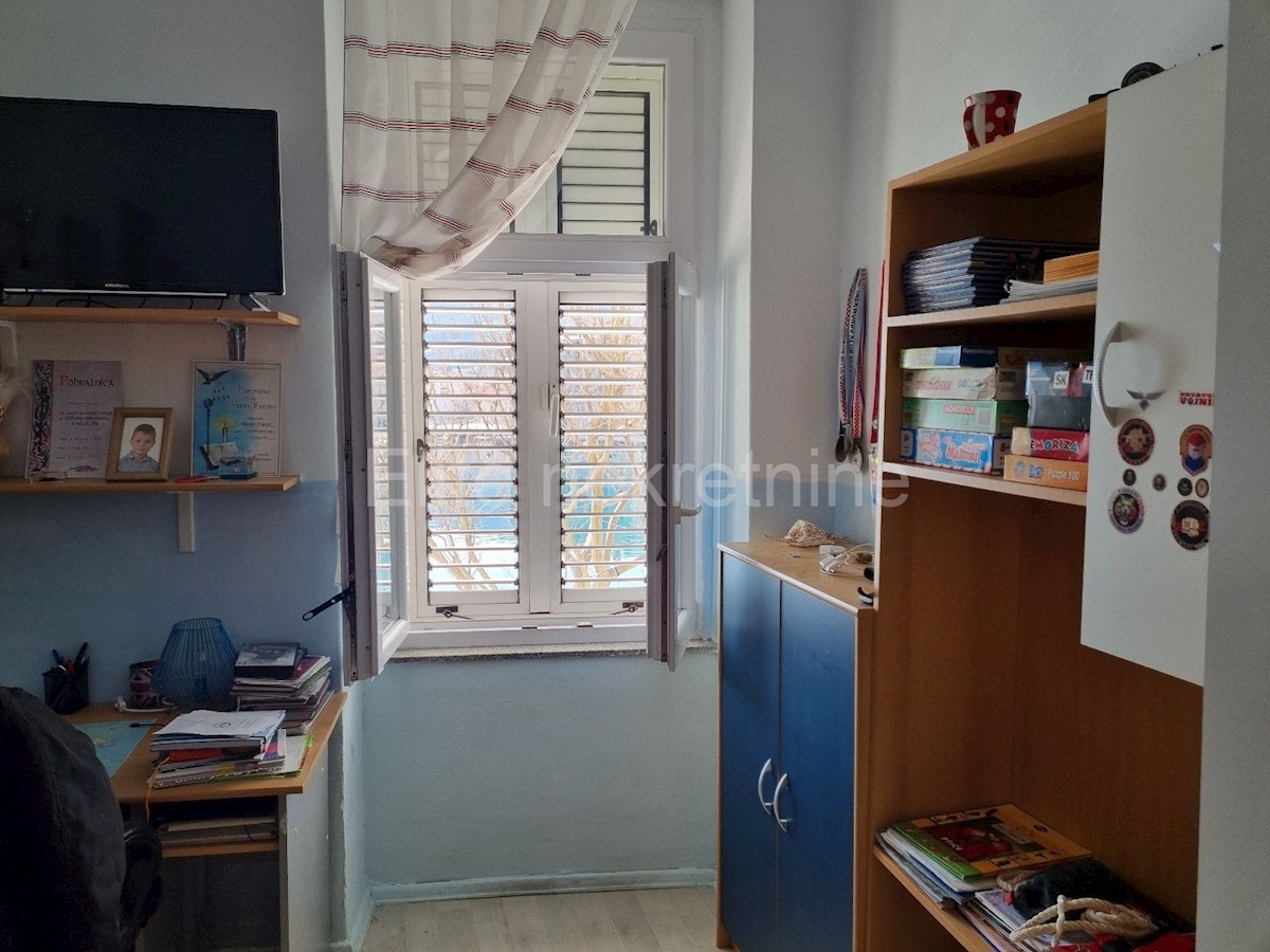 Apartmán Na predaj - PRIMORSKO-GORANSKA  BAKAR 