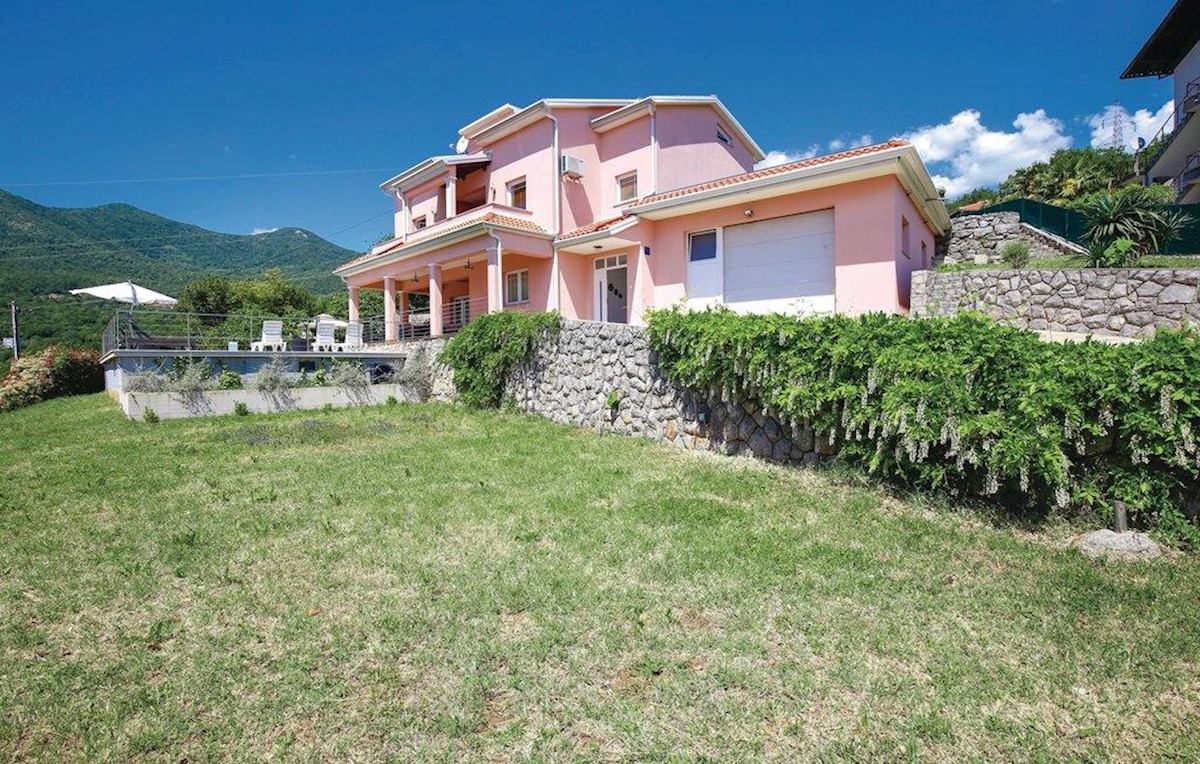 House For sale VEPRINAC