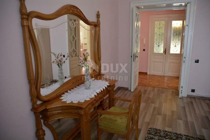 Casa In vendita - Istarska Pula - foto 3/44