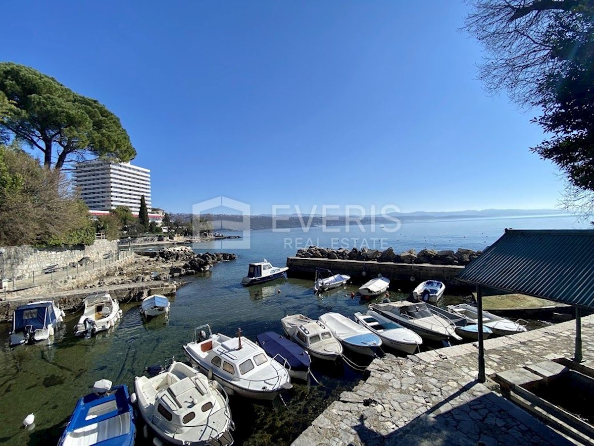 Stan Na prodaju - PRIMORSKO-GORANSKA  OPATIJA 