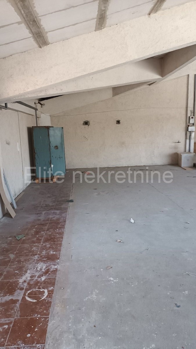 Business premises For sale - PRIMORSKO-GORANSKA  MATULJI 