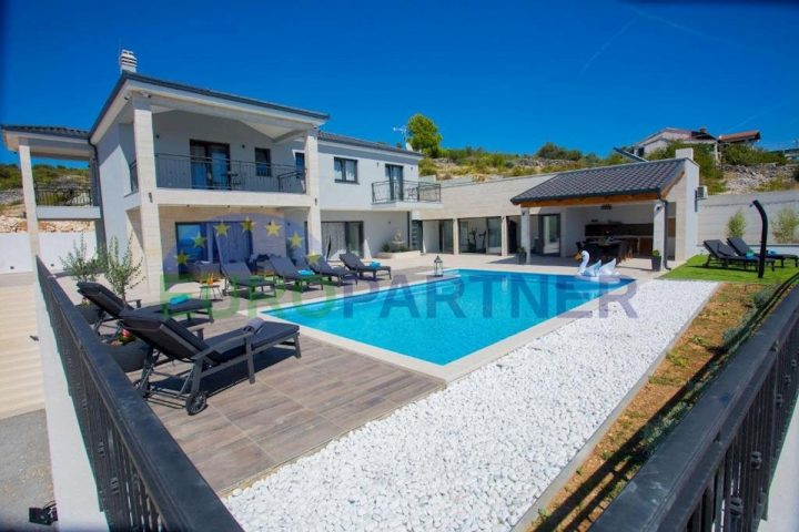 Haus zu verkaufen 315 m² – Rogoznica