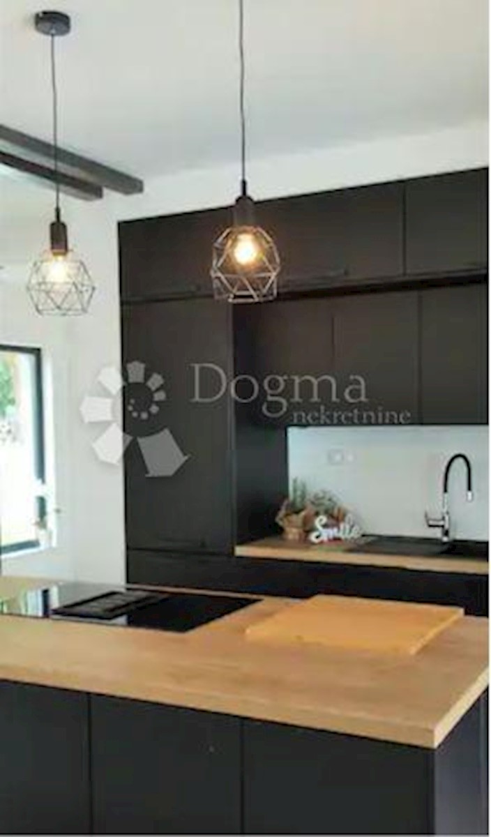 Casa In vendita - ISTARSKA  BARBAN 