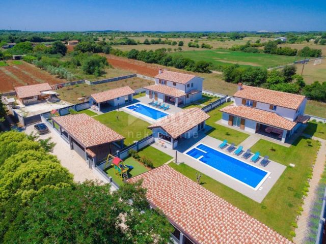 Kuća na prodaju 282 m² – Šišan