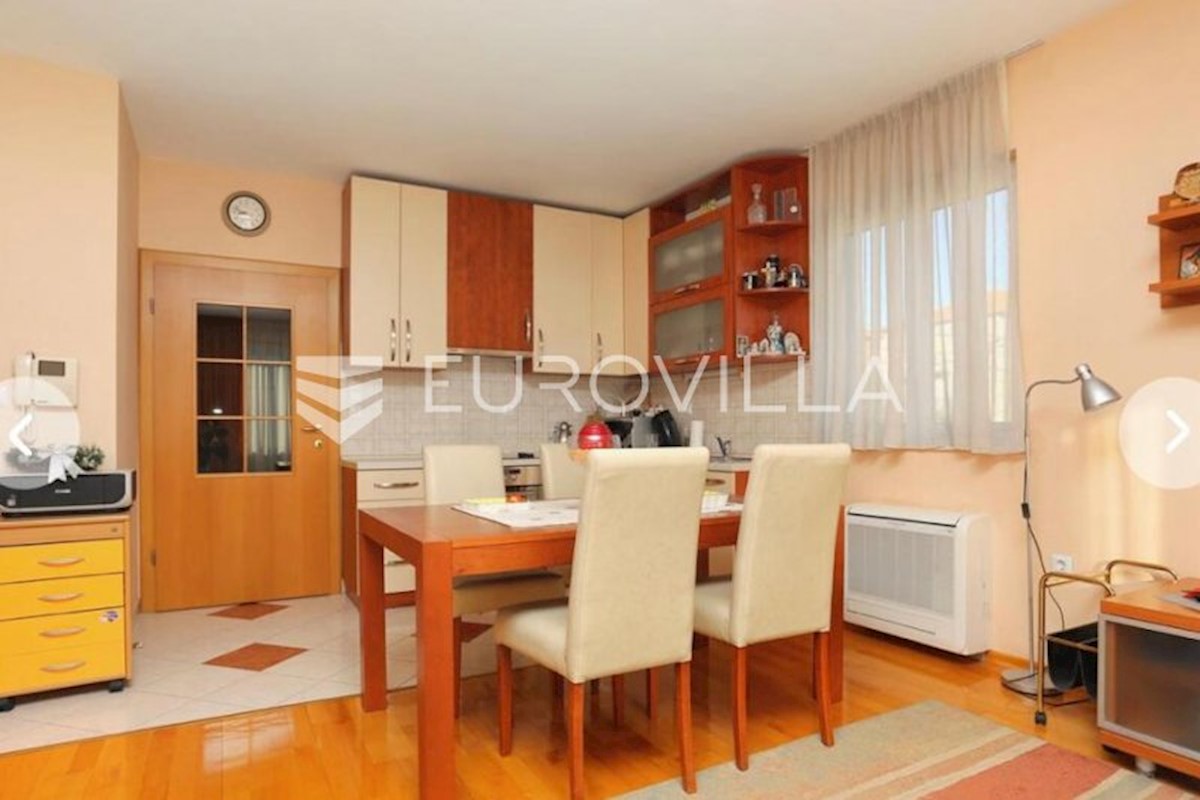 Flat For sale - ŠIBENSKO-KNINSKA  UNEŠIĆ 