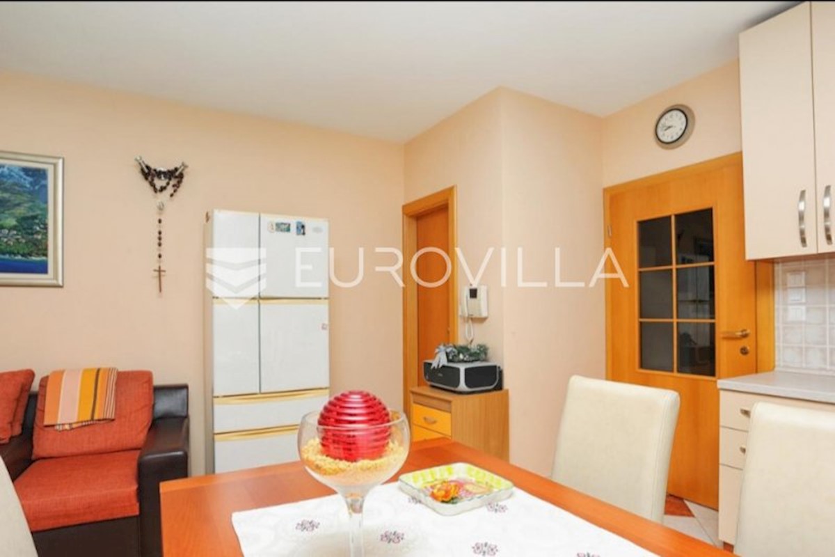 Flat For sale - ŠIBENSKO-KNINSKA  UNEŠIĆ 