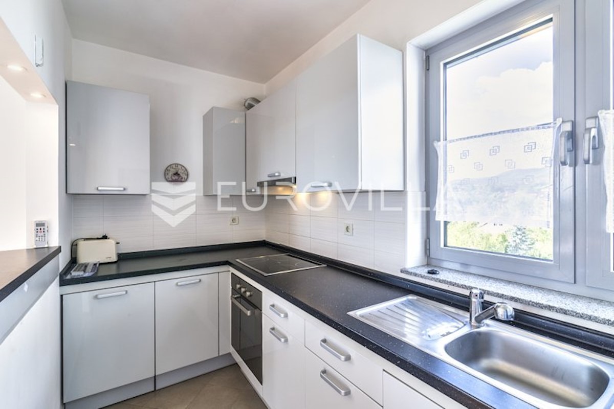 Appartement À louer - GRAD ZAGREB  ZAGREB 