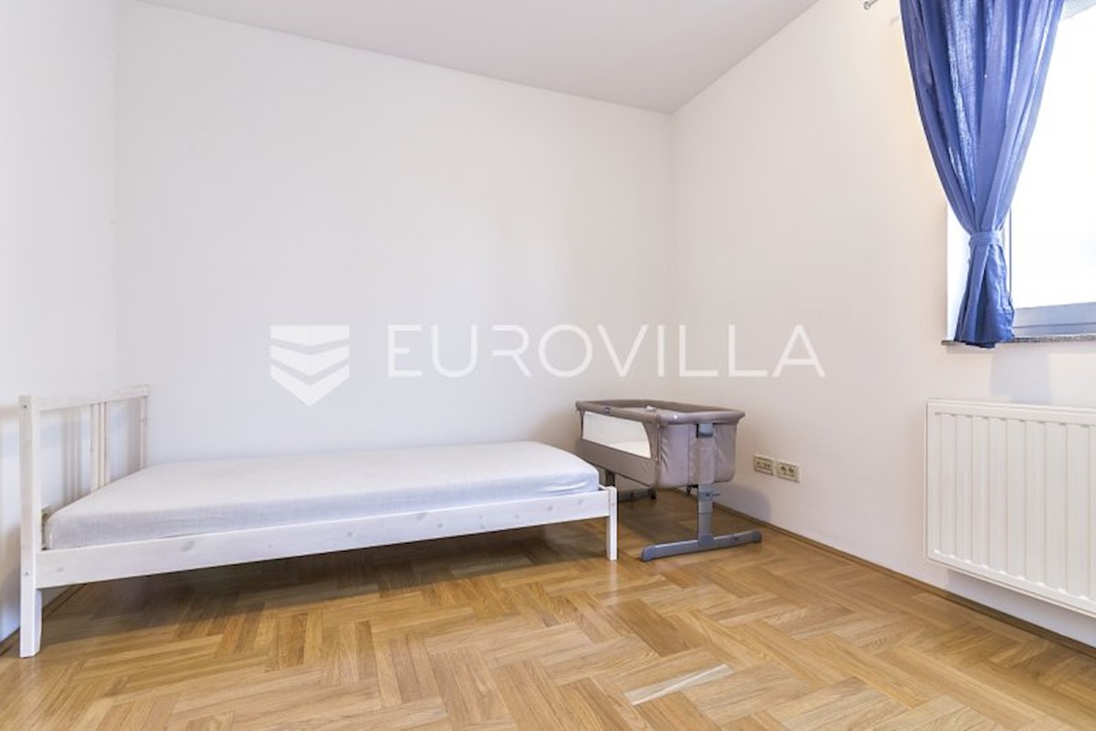 Appartement À louer - GRAD ZAGREB  ZAGREB 