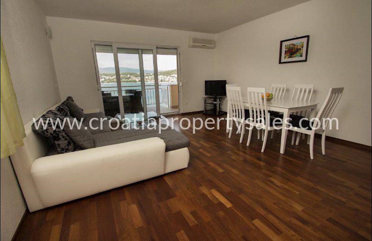 House For sale - SPLITSKO-DALMATINSKA  TROGIR 