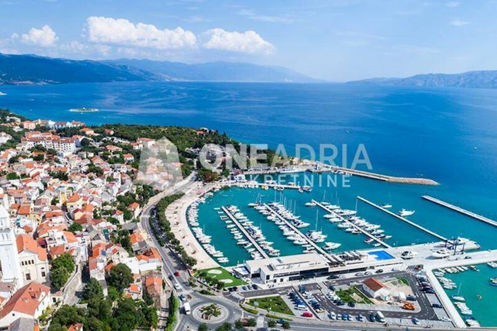 Kuća na prodaju 421 m² – Novi Vinodolski