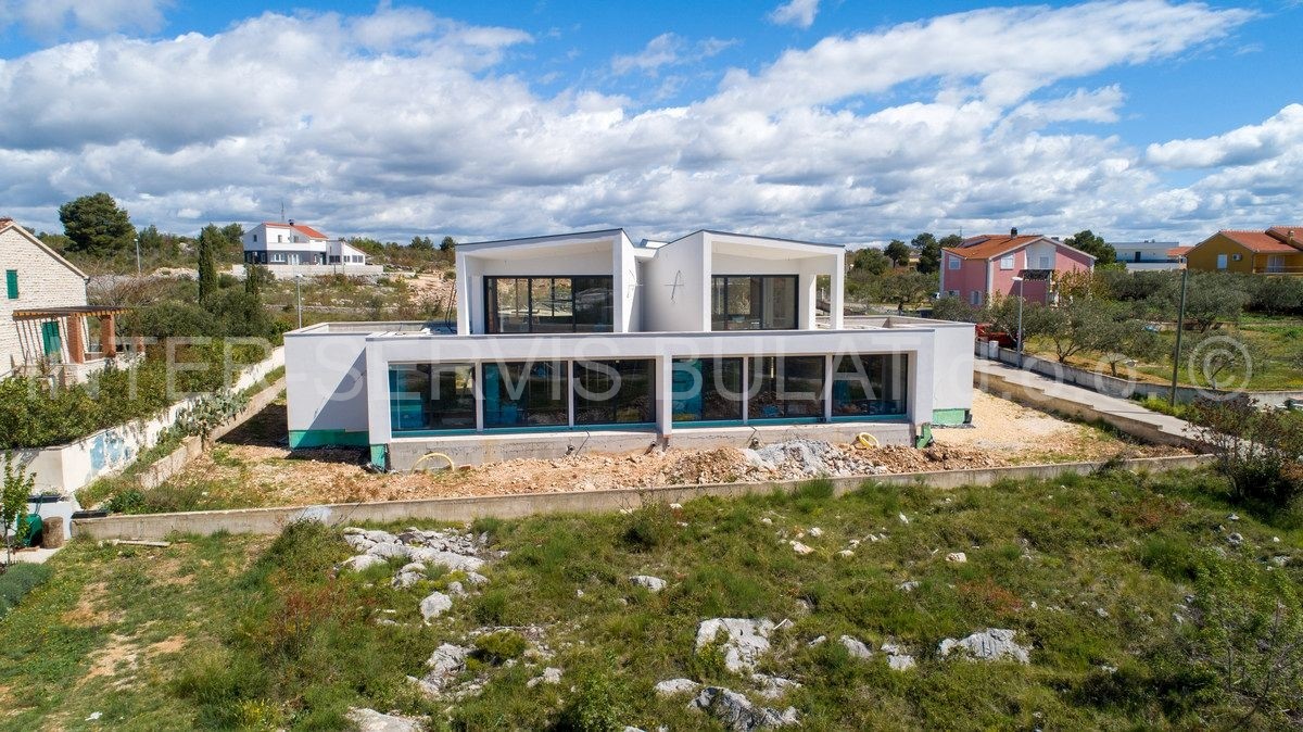 Hiša Naprodaj - ŠIBENSKO-KNINSKA  Vodice