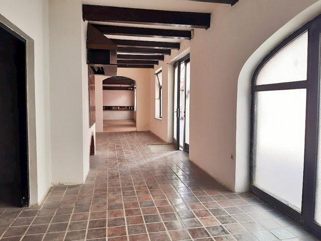Commerciale in vendita 333 m² – Centar
