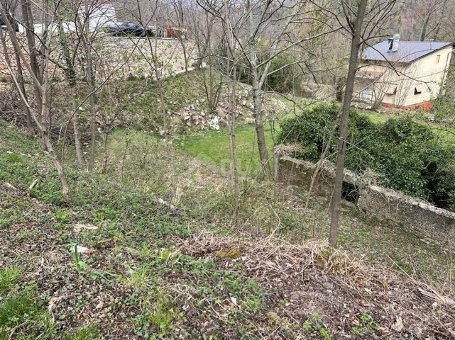 Zemljište na prodaju 1021 m² – Rijeka