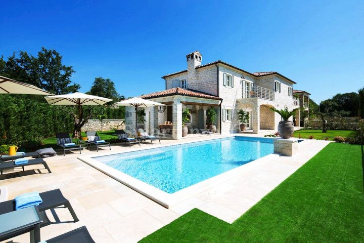 Kuća na prodaju 359 m² – Poreč