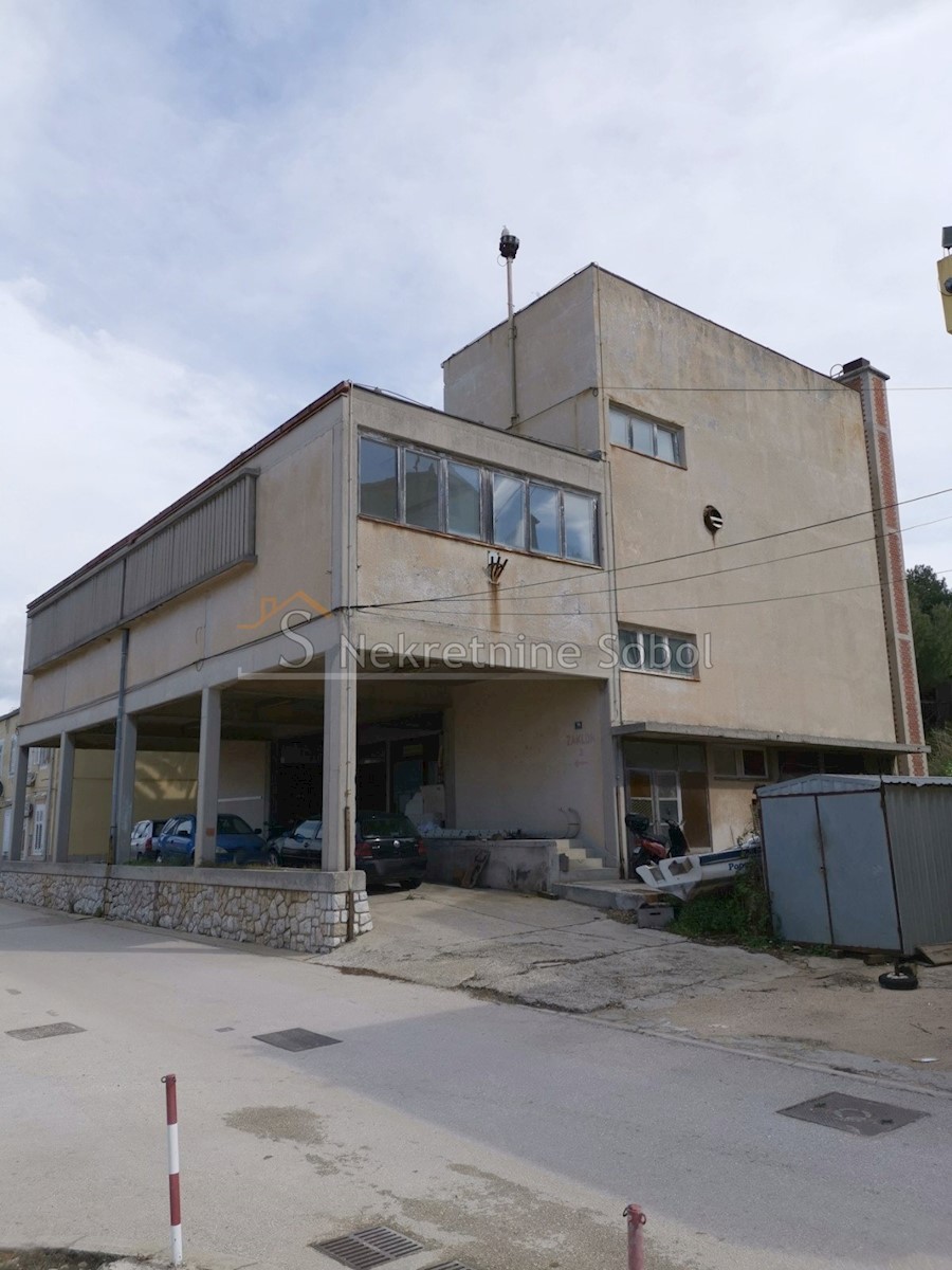 Commerciale Da affittare - PRIMORSKO-GORANSKA MALI LOŠINJ